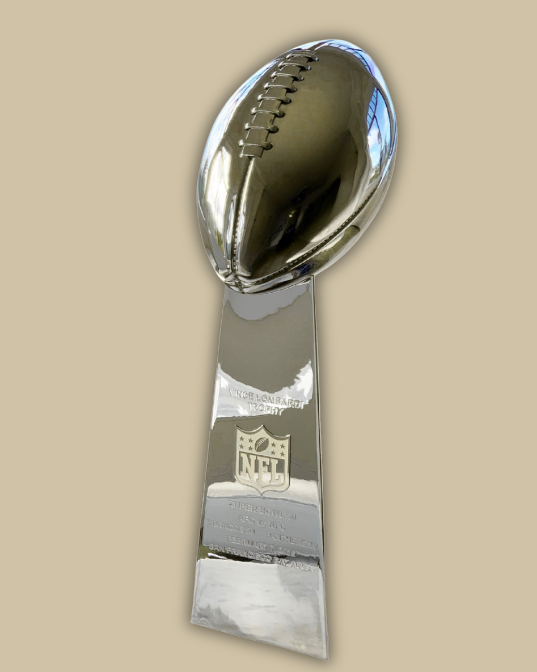Super Bowl 44 Replica Trophy – 2010 New Orleans Saints Championship - Image 2